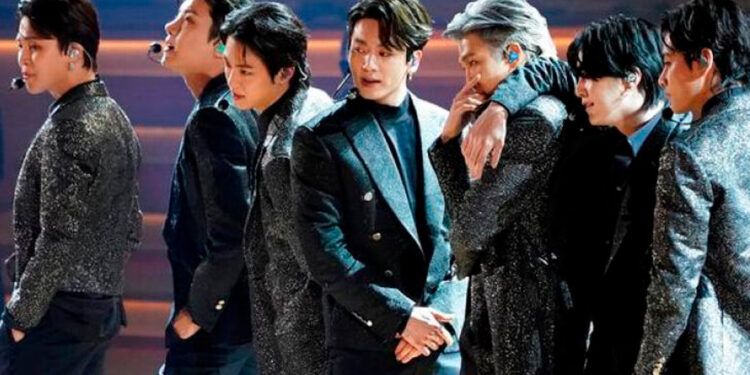 BTS lanza nuevo álbum antes de su regreso