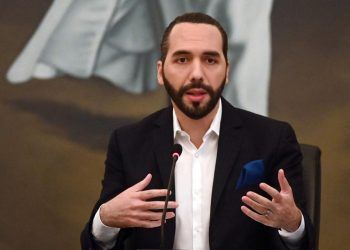 Bukele combate "mafias" y "cárteles" empresariales en El Salvador