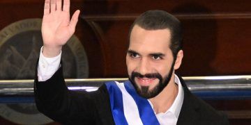 Bukele inicia su segundo mandato en El Salvador con poder absoluto