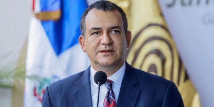 Cambios masivos en la dirección de colegios electorales dominicanos