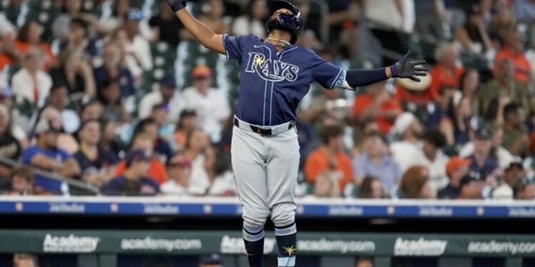 Caminero pega dos jonrones y Rays aplastan a Astros 16-3