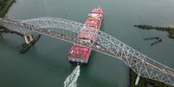 Canal de Panamá inicia reuniones por puertos de 2,600 millones