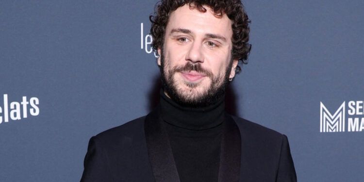 Cannes prohíbe a Théo Navarro-Mussy desfilar por acusación de violación