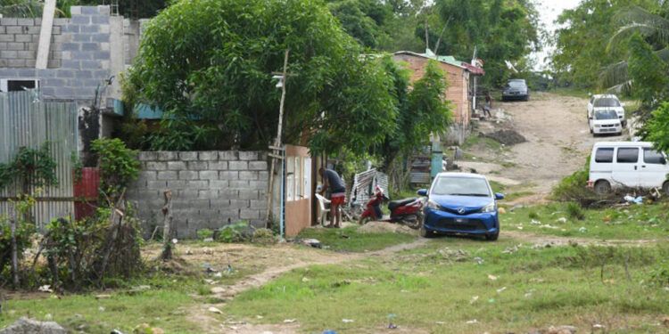 Caos en San Luis por basura, calles destruidas y delincuencia