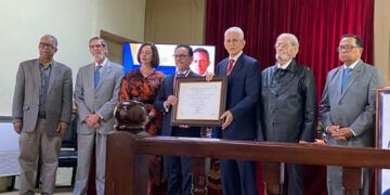Carlos Salcedo Camacho ingresa a la Academia Dominicana de la Lengua