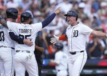 Carpenter guía a Tigres en triunfo 6-2 sobre Mets