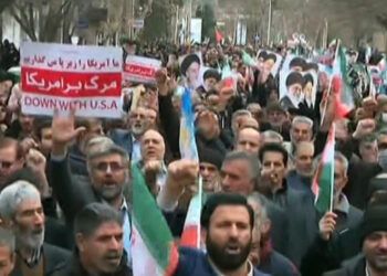Casi 200 muertos en protestas antigubernamentales en Irán