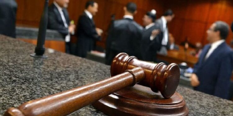 Casos judiciales emblemáticos se extienden por años sin resolverse