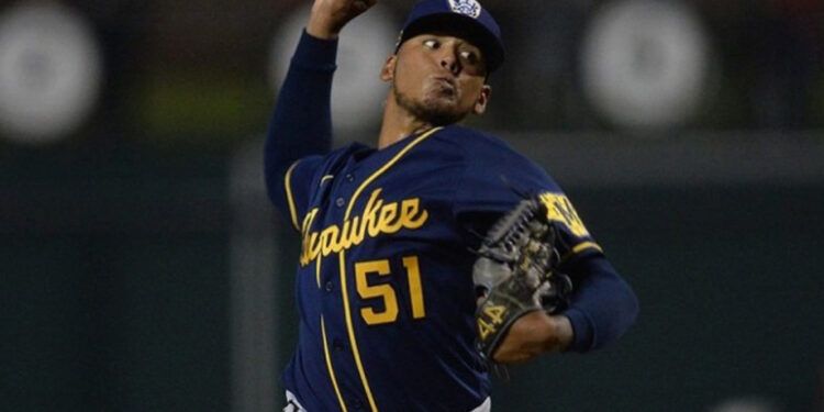 Cerveceros vencen a Dodgers y suman novena victoria al hilo