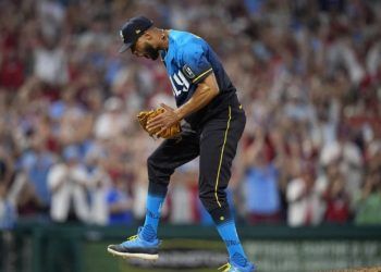 Christopher Sánchez lanza blanqueada en victoria de Filis por 2-0 sobre Marlins