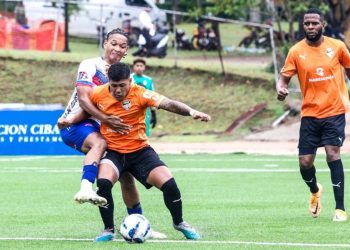 Cibao FC Arrasa con Atlético San Cristóbal y Refuerza su Liderazgo
