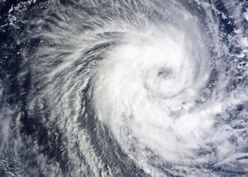 Ciclón tropical podría formarse en 48 horas