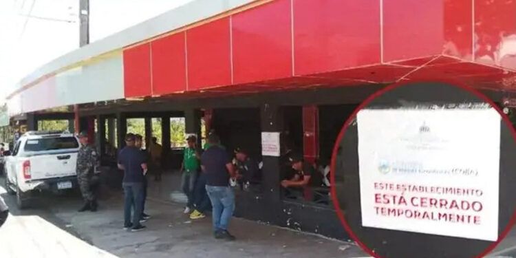 Cierran negocios en Azua y Baní tras accidente que dejó seis muertos
