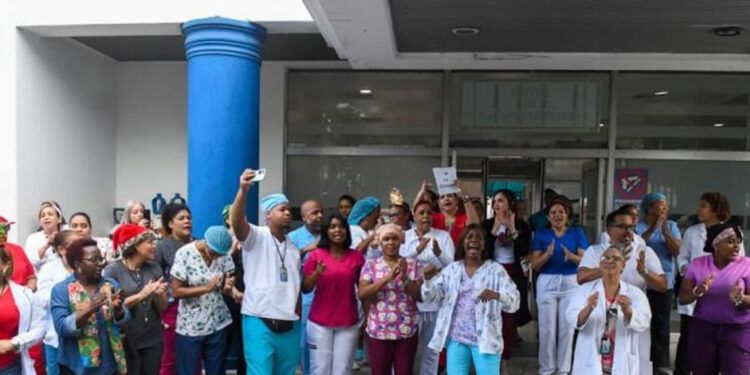 CMD y SNS acuerdan tras protestas en Ciudad Sanitaria