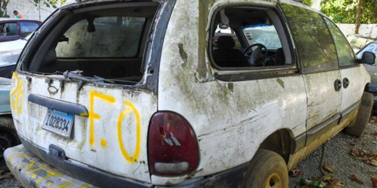 CNTU propone ligar importación de autos usados al retiro de chatarra