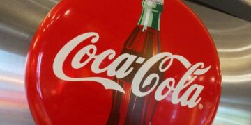 Coca-Cola retira productos en Europa por exceso de clorato