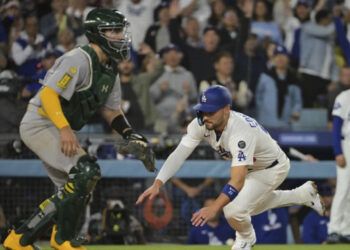 Dodgers remontan con 4 jonrones, incluido uno de Ohtani