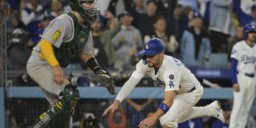 Dodgers remontan con 4 jonrones, incluido uno de Ohtani