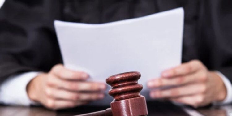 Condenan a 30 años de prisión a hombre por feminicidio en Santiago