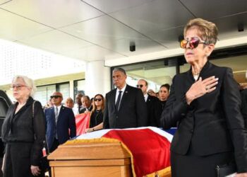 Congreso y LMD rinden homenaje a Ramón Alburquerque