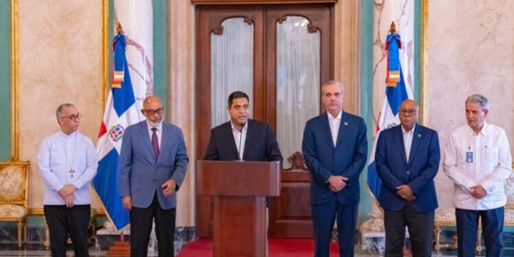 Crean comisión de veeduría deportiva para obras