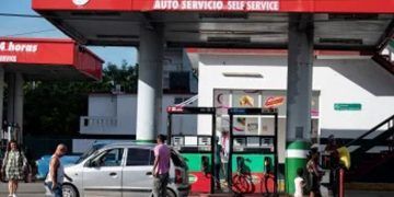 cuba-eleva-precios-de-combustible-al-500