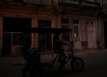Cuba enfrenta emergencia energética con apagones masivos