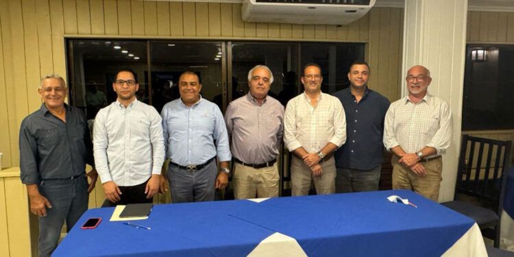 Cuqui Torres es reelecto al frente del Club Caza y Pesca