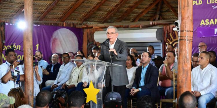 Danilo Medina sobre aranceles de Trump: “Se busca sancionar y afectar nuestras exportaciones”