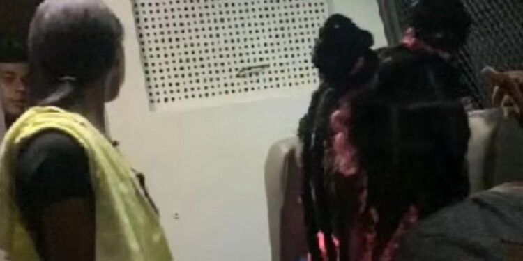 Decenas detenidos en Sosúa durante redada en zonas turísticas
