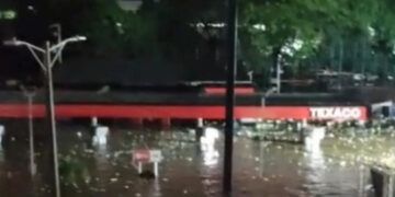 Desborde del río Lebrón afecta Autopista Duarte