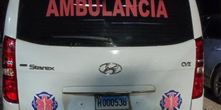 Detienen a hombre con marihuana en ambulancia falsa