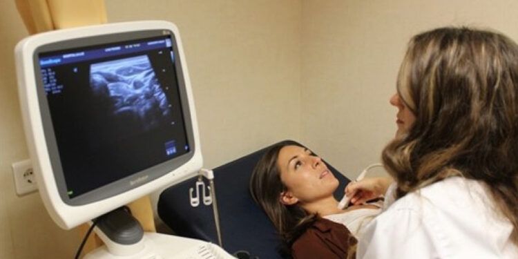 Diagnóstico temprano del cáncer de tiroides mejora supervivencia