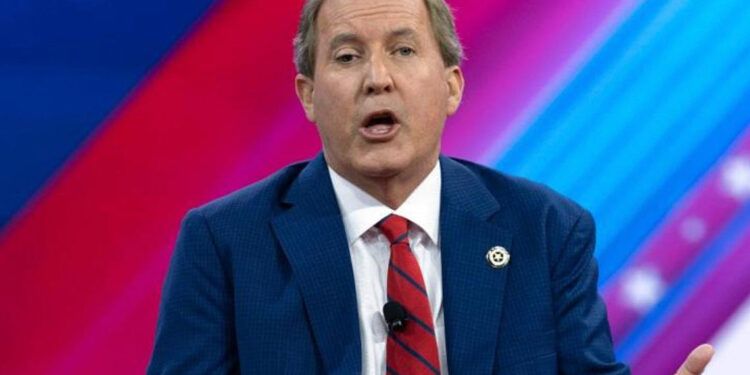 Dieciséis estados demandan programa que naturalizaría cónyuges inmigrantes