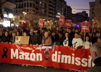 Dimite el presidente de Valencia tras críticas por gestión de inundaciones