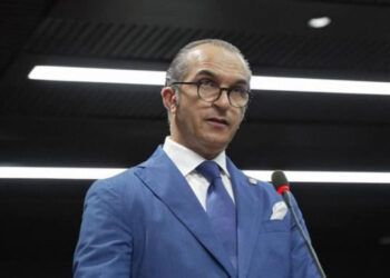 Diputado Gory Moya se querella contra comunicador por difamación