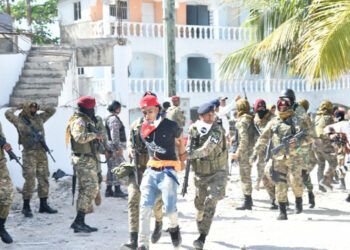 Disturbios empañan cierre de marcha en Hoyo de Friusa