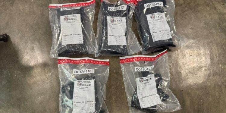 DNCD halla marihuana en aire acondicionado portátil en AILA