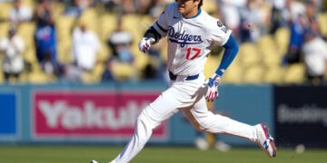 Dodgers vencen 3-1 a Cerveceros y se colocan a un paso de la Serie Mundial