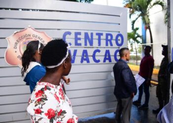 Dominicanos detenidos en operativos migratorios en Haina según sus familiares