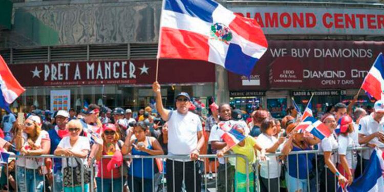 Dominicanos en el exterior podrán adquirir cédula en mayo