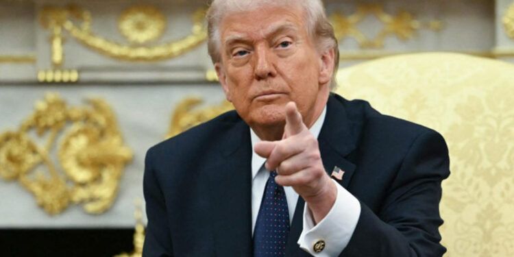 Donald Trump discutirá salida de EE. UU. de la OTAN