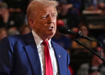 Donald Trump nombra al sheriff de Florida como nuevo jefe de la DEA