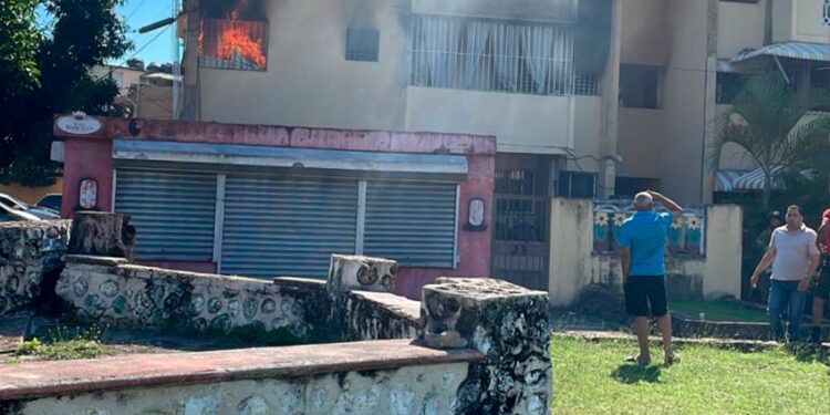Dos feminicidios en Santo Domingo conmocionan