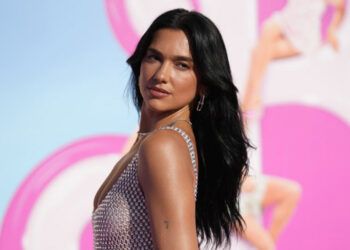 Dua Lipa y Elton John piden proteger derechos ante avance de la IA