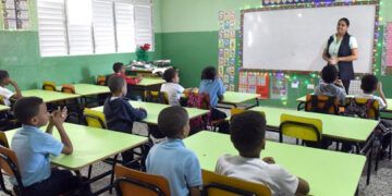 Educación fija el 25 de agosto para inicio del próximo año escolar