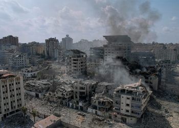 EE. UU. pausa envío de bombas a Israel