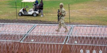 EE.UU. despliega 1,500 soldados en la frontera con México