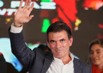 EEUU reafirma apoyo a Rodrigo Paz y ofrece ayuda para superar crisis en Bolivia