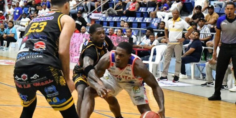 Egbuta encesta 29 y Dosa vence a Enriquillo 84-80